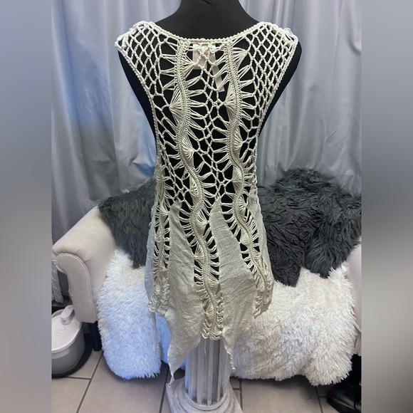 Buckle forgiven grace L crochet boho vest or cover up L - Picture 3 of 5